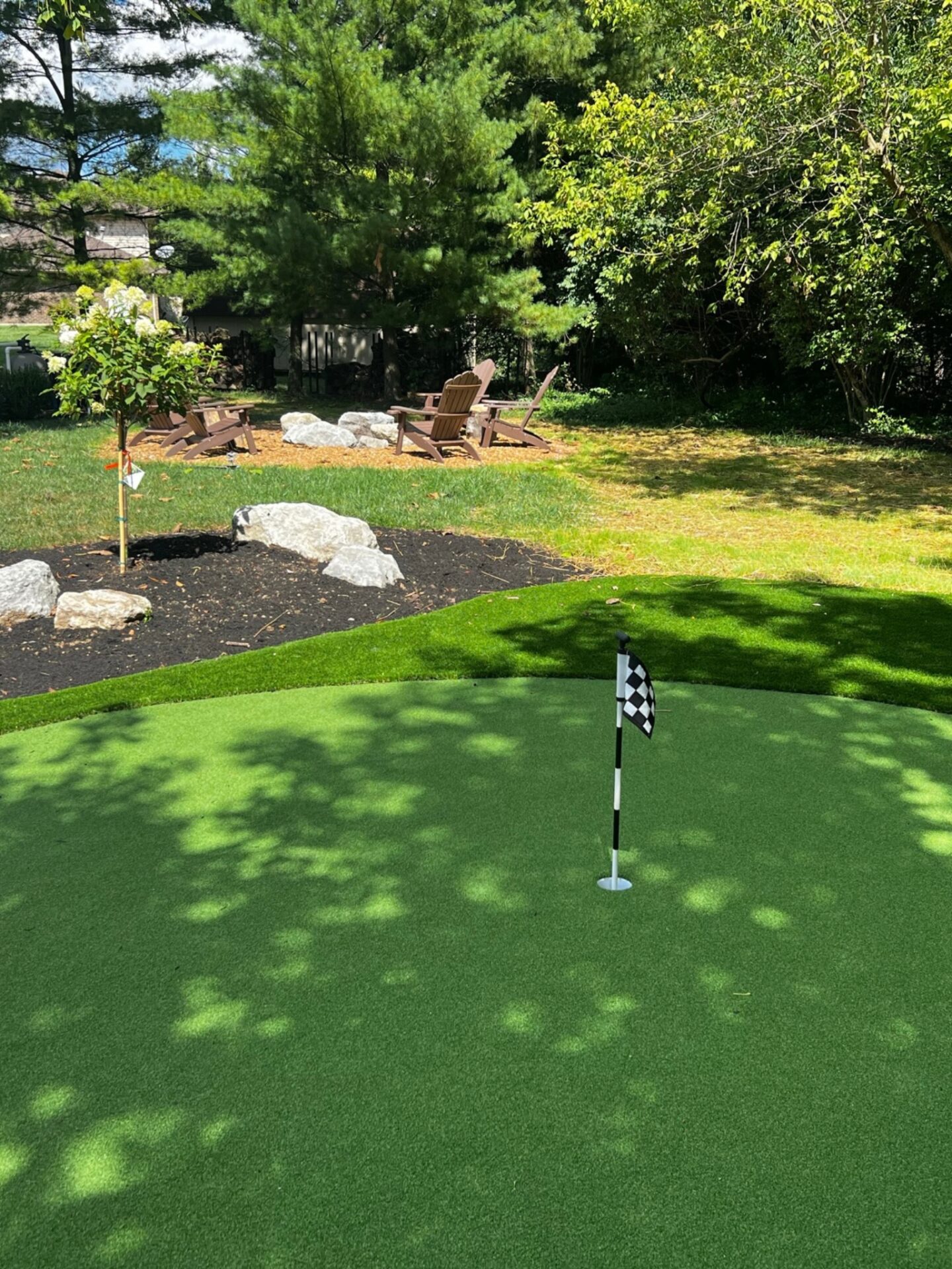 Backyard putting green
